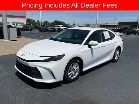 Used 2025 Toyota Camry LE FWD image 1