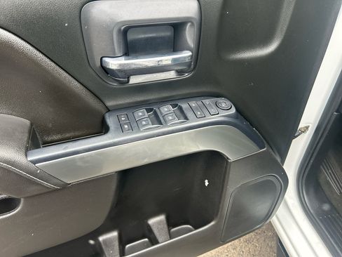 Used 2018 Chevrolet Silverado 1500 LT image 12