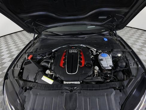 Used 2016 Audi RS 7 Prestige w/ Carbon-Optic Package image 38