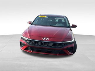 Used 2025 Hyundai Elantra SEL FWD video 2