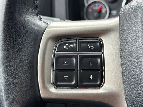 Used 2019 RAM 1500 Laramie w/ Convenience Group AWD/4WD image 25
