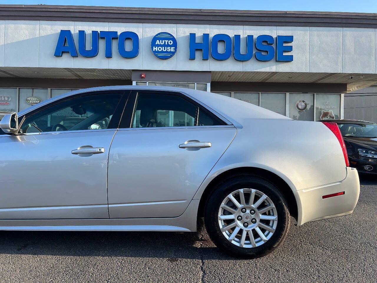 Used 2011 Cadillac CTS AWD Sedan image 37