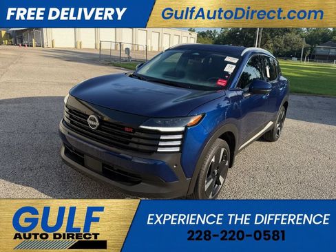 Used 2025 Nissan Kicks SR FWD image 3