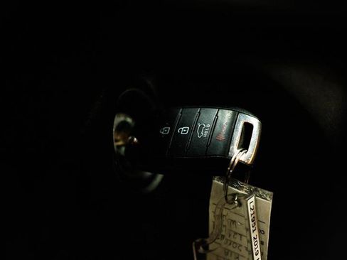 Used 2019 Kia Sorento FWD image 17