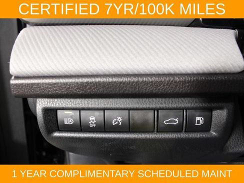 Used 2025 Toyota Camry SE w/ Multimedia Upgrade Package AWD/4WD image 19