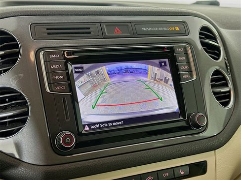 Used 2017 Volkswagen Tiguan Wolfsburg Edition image 13
