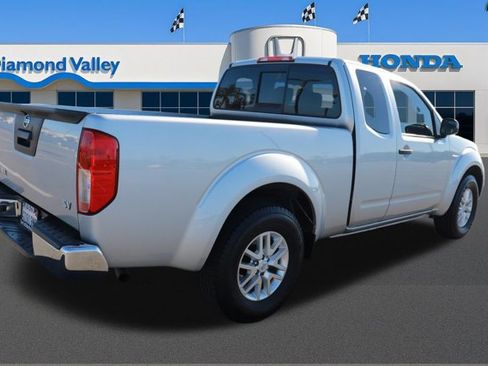 Used 2016 Nissan Frontier SV image 8