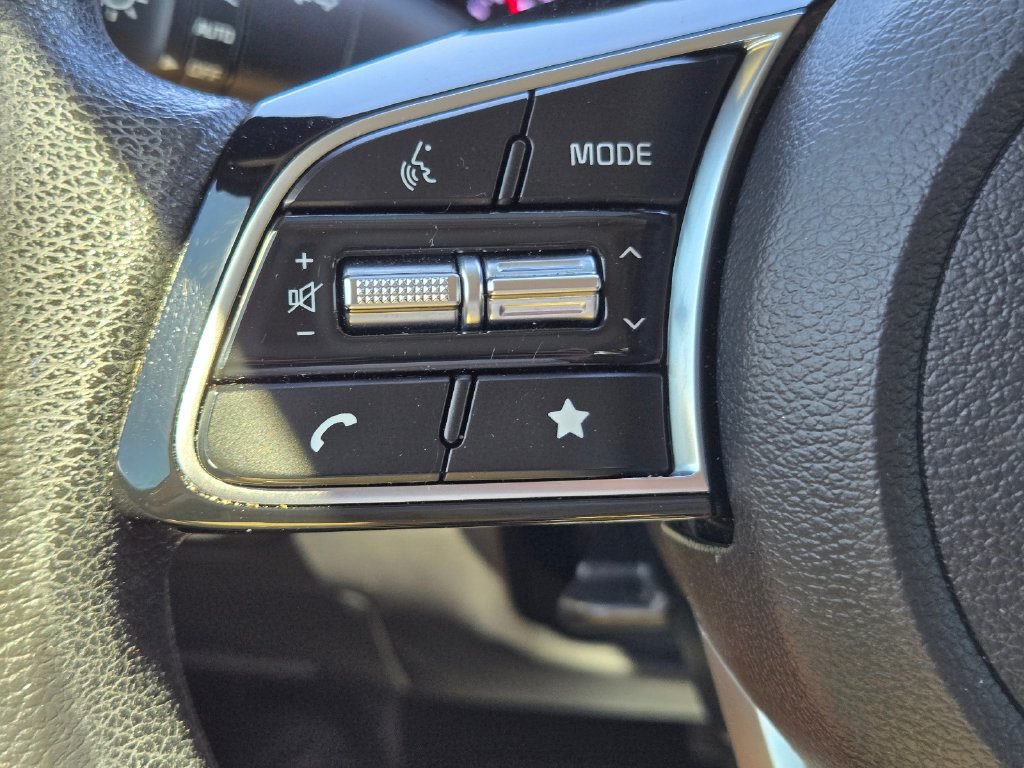 Certified 2024 Kia Forte LXS w/ LXS Technology Package FWD image 22