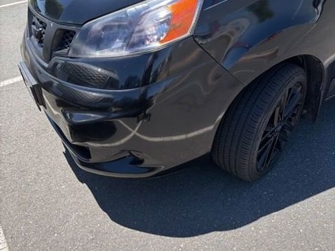 Used 2015 Nissan NV200 SV w/ Back Door Glass Package FWD image 3