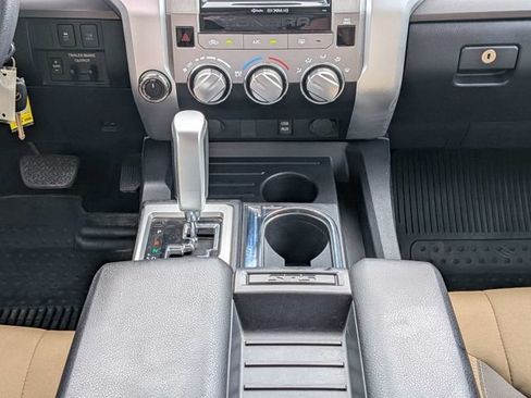 Used 2018 Toyota Tundra SR5 w/ SR5 Upgrade Package AWD/4WD image 22
