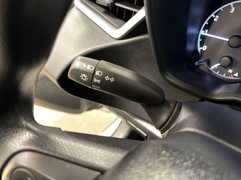 Used 2025 Toyota Corolla LE image 15