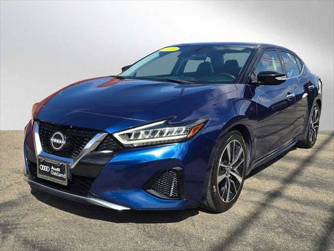 Used 2023 Nissan Maxima SV w/ Floor Mat Group FWD image 7