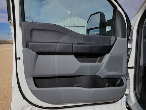 New 2026 Ford F350 XL w/ XL Chrome Package AWD/4WD image 18