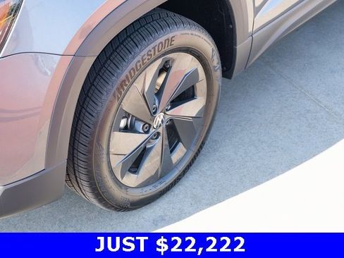 New 2025 Volkswagen Taos S image 10