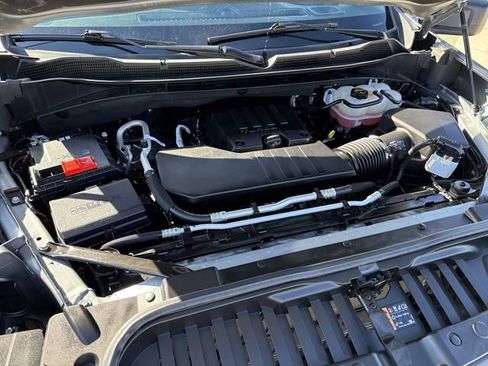 Used 2025 Chevrolet Silverado 1500 Custom Trail Boss w/ Turbomax Blackout Package image 20