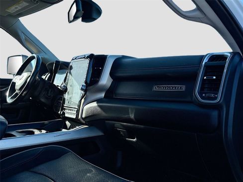 Used 2023 RAM 2500 Laramie image 29