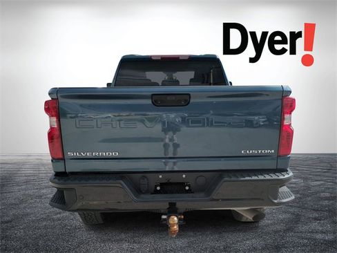 Used 2025 Chevrolet Silverado 2500 Custom w/ Custom Value Package image 5