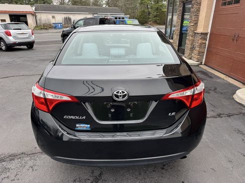 Used 2016 Toyota Corolla LE FWD image 5