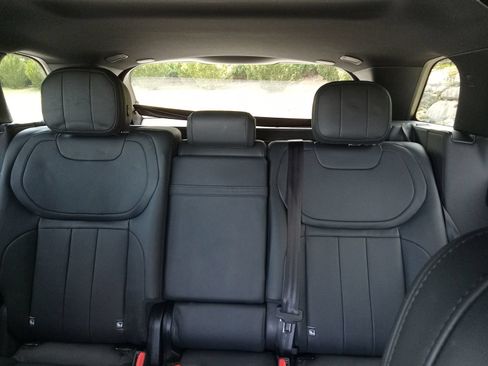 Used 2023 Land Rover Range Rover Sport SE AWD/4WD image 21