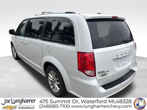 Used 2020 Dodge Grand Caravan SXT image 17