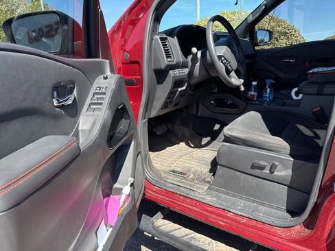 Certified 2024 Nissan Frontier PRO-4X w/ Technology Package image 8