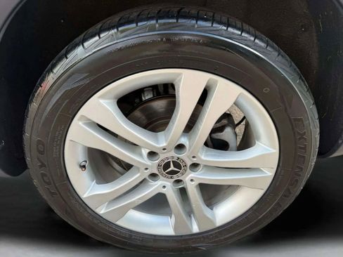 Used 2019 Mercedes-Benz GLA 250 4MATIC image 34