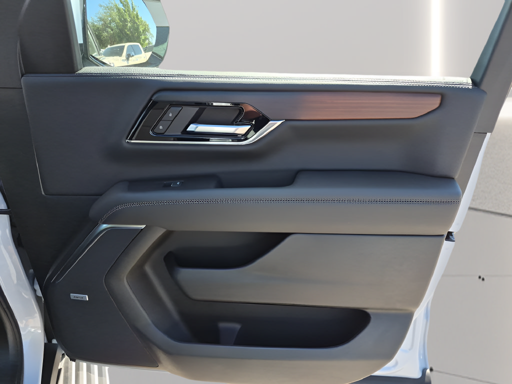 New 2026 GMC Yukon Denali w/ Denali Reserve Package AWD/4WD image 36