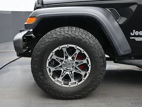 Used 2018 Jeep Wrangler Unlimited Sport S AWD/4WD image 9