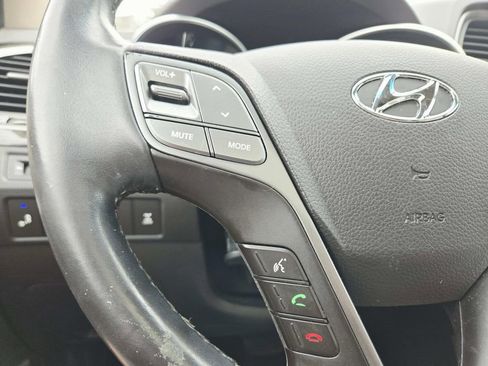 Used 2017 Hyundai Santa Fe Sport AWD/4WD image 19