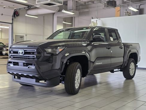 New 2026 Toyota Tacoma SR5 AWD/4WD image 11