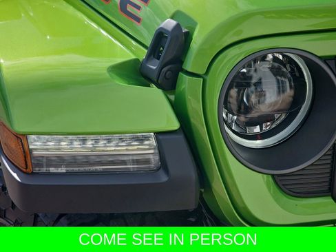 New 2025 Jeep Gladiator Mojave w/ Convenience Group image 33