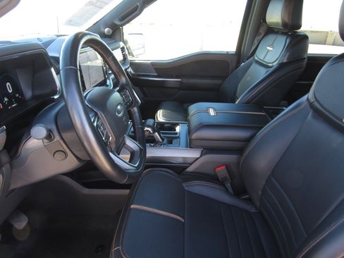 Used 2023 Ford F150 Platinum image 15