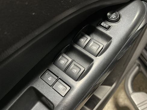 Used 2018 Chevrolet Colorado Z71 image 10