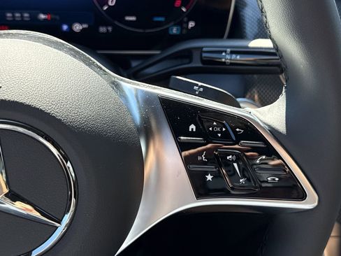 New 2026 Mercedes-Benz GLC 300 image 23