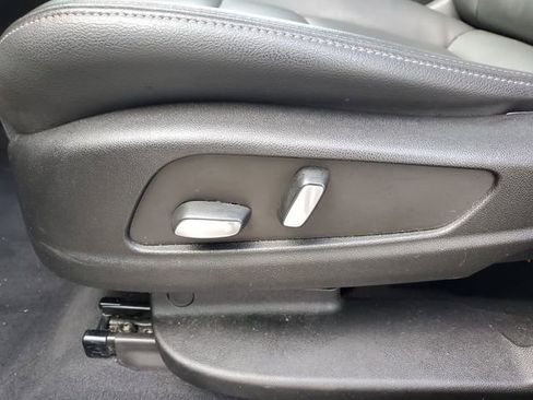 Certified 2022 Cadillac XT6 Luxury image 26