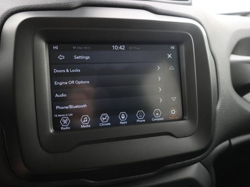 Used 2019 Jeep Renegade Latitude AWD/4WD image 52