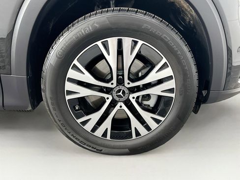 Certified 2025 Mercedes-Benz GLB 250 image 30