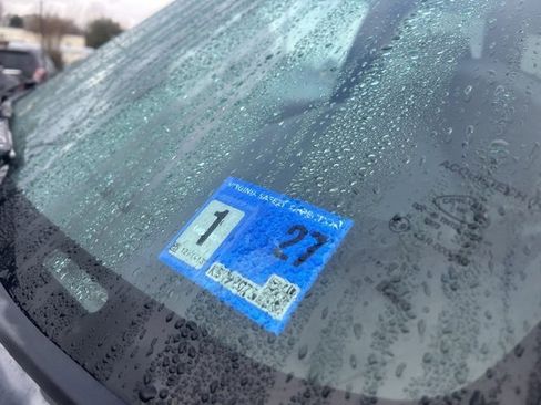 Used 2009 Ford Escape XLT image 24