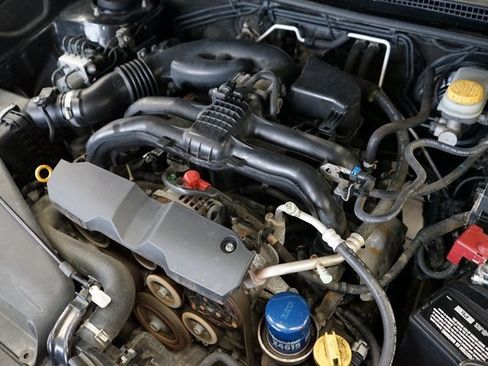 Used 2014 Subaru Crosstrek 2.0i Premium image 43