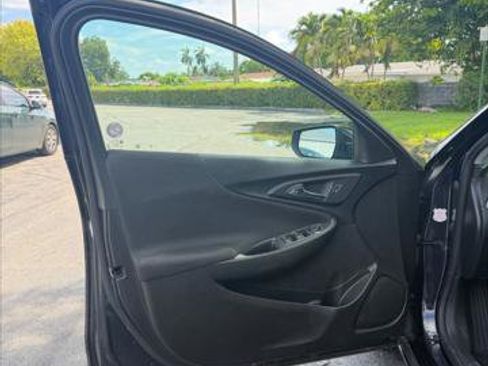 Used 2023 Chevrolet Malibu LT FWD image 20