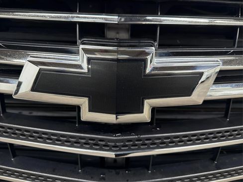 Used 2018 Chevrolet Traverse LT FWD image 45