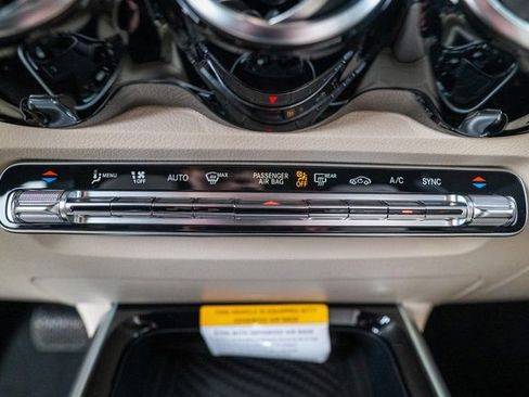 New 2026 Mercedes-Benz GLB 250 GLB 250 image 26