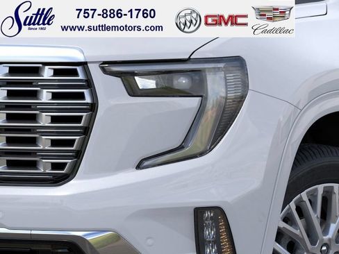New 2026 GMC Acadia Denali w/ Super Cruise Package FWD image 10