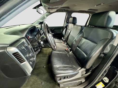 Used 2018 Chevrolet Silverado 1500 LT w/ All Star Edition image 12