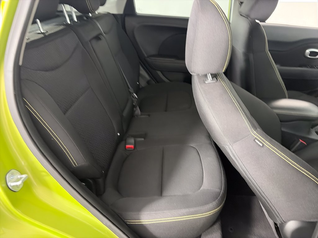 Used 2014 Kia Soul + FWD image 25