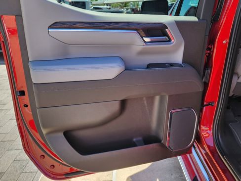 New 2026 GMC Sierra 1500 SLT image 41