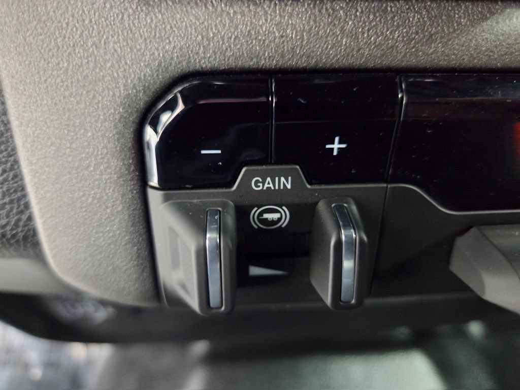 Used 2026 RAM 2500 Tradesman w/ Chrome Appearance Group AWD/4WD image 39