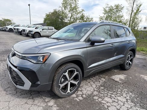 New 2026 Volkswagen Taos SEL AWD/4WD image 4