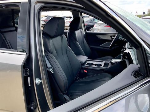 Used 2026 Acura MDX FWD w/ Technology Package image 9