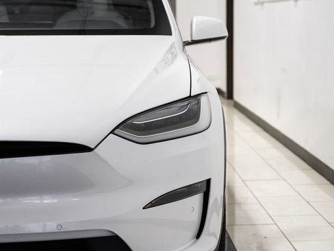 Used 2023 Tesla Model X AWD/4WD image 46